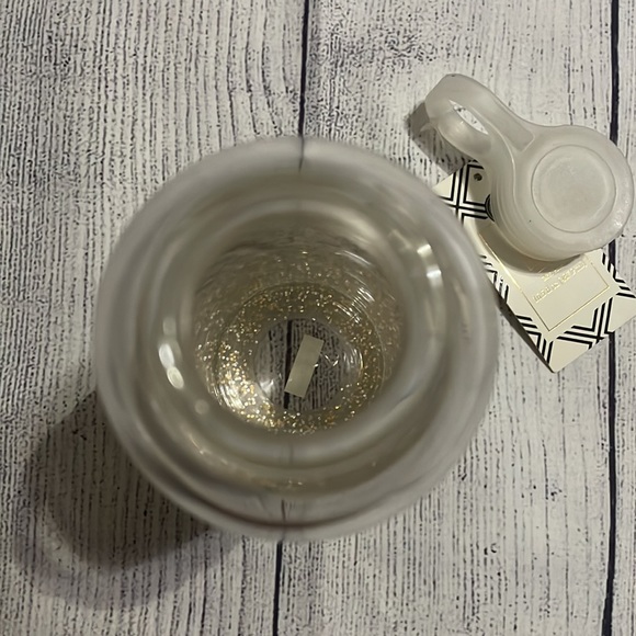 Glass Water Bottle - Picture 3 of 4